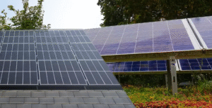 Cleaning Roof-Mounted vs. Ground-Mounted Solar Panels